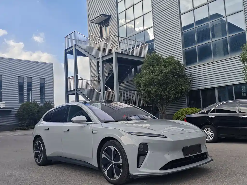 NIO ET5T 2023 75kWh Touring купить на сайте DeffCars