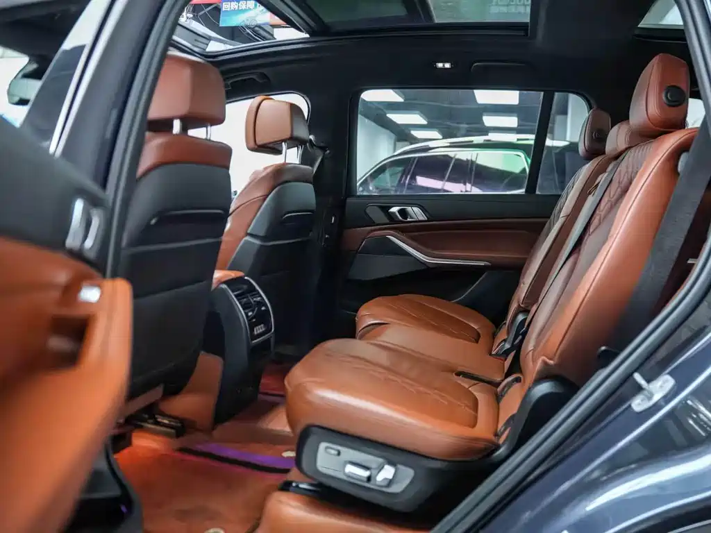 BMW X7 2019 xDrive40i Exclusive M Sports Package купить на сайте DeffCars