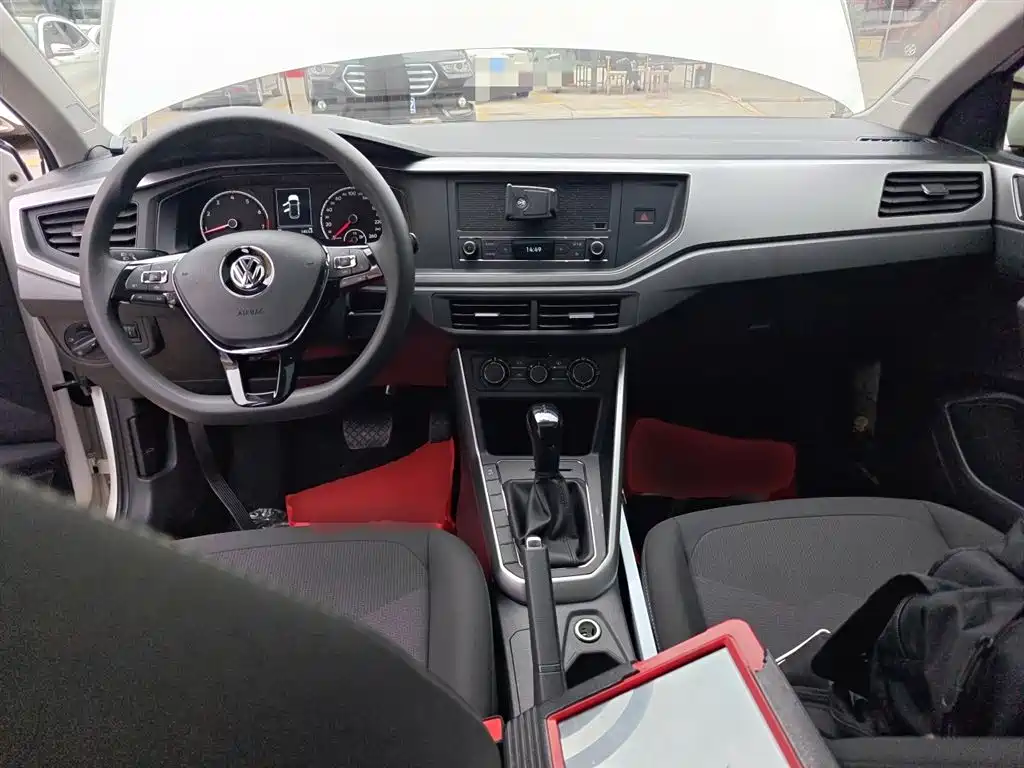 Polo 2019 Plus 1.5L Automatic Panoramic Enjoyment Edition купить на сайте DeffCars