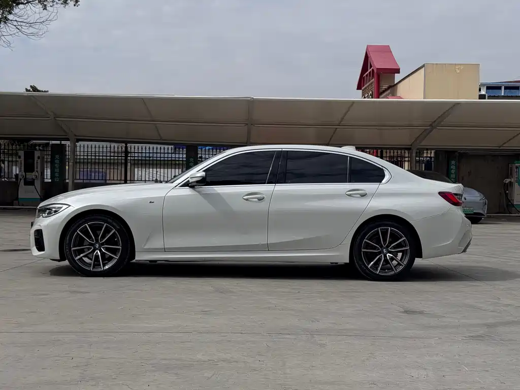 BMW 3 Series 2022 325Li M Sports Package купить на сайте DeffCars