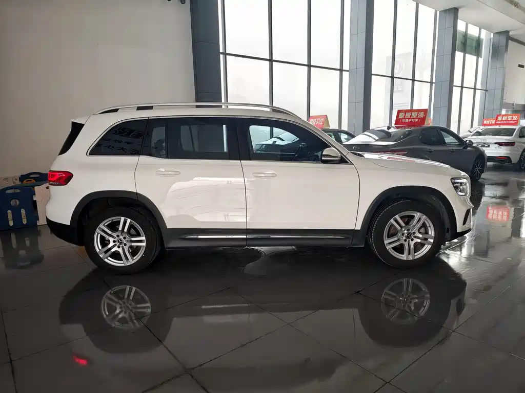 Mercedes-Benz GLB 2022 facelift version 2 GLB 200 dynamic version купить на сайте DeffCars