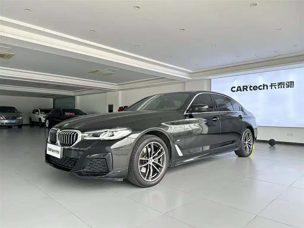 BMW 5 Series 2022 525Li M Sports Package купить на сайте DeffCars