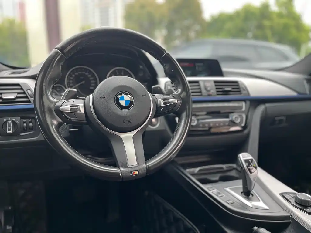BMW 3 Series 2019 320i M Sports Package купить на сайте DeffCars