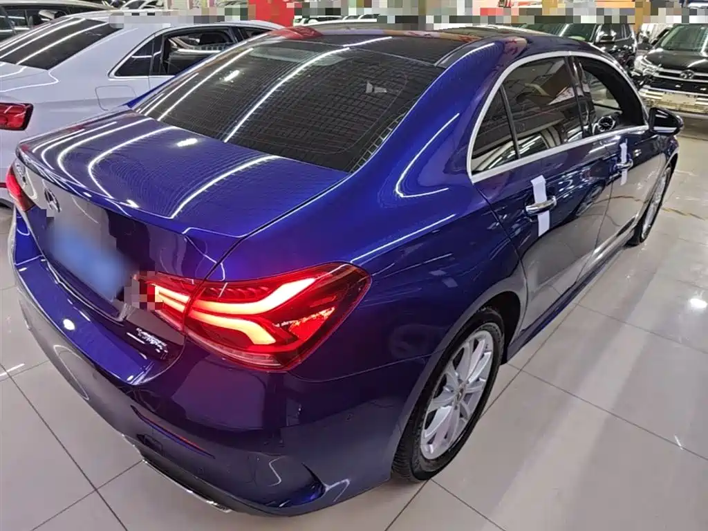Mercedes-Benz A-Class 2020 Facelift A 200 L Sports Sedan Fashionable купить на сайте DeffCars