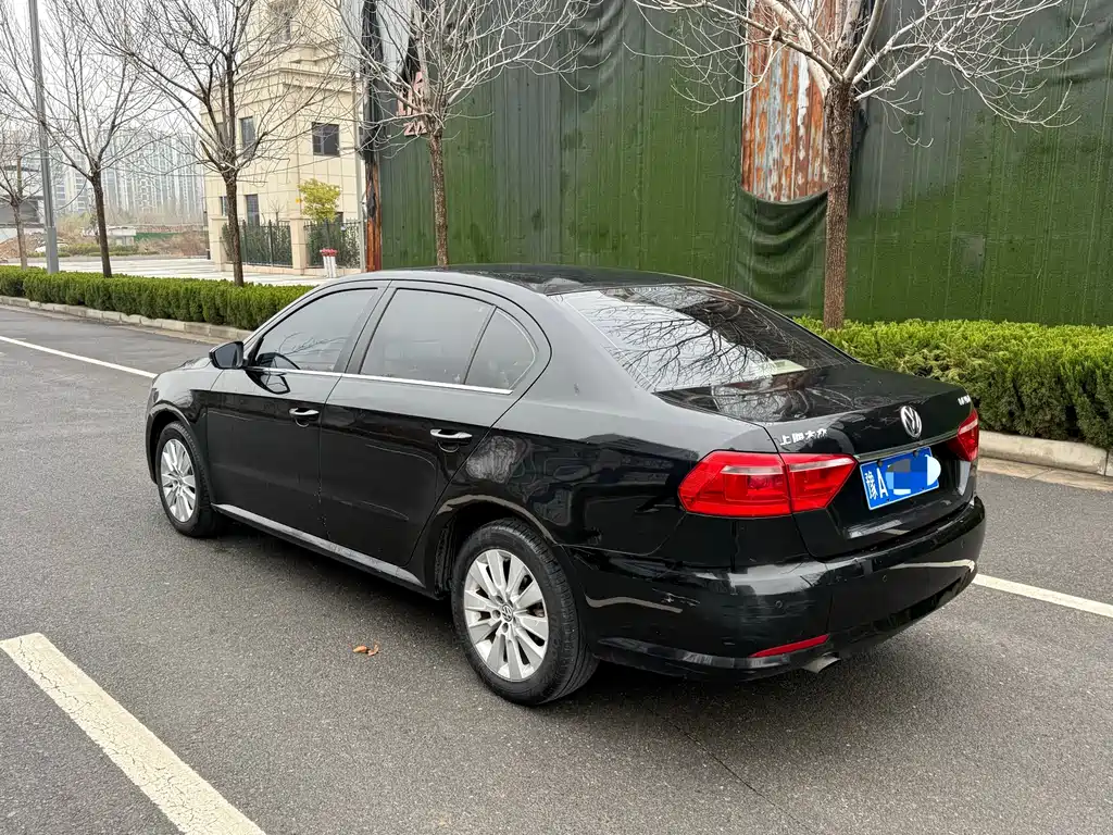 Lavida 2013 facelift classic 1.6L manual comfort version купить на сайте DeffCars