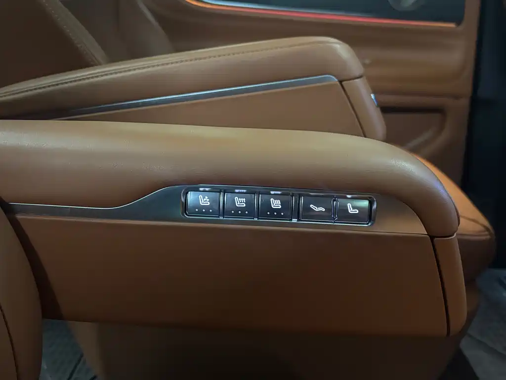 Wenjie M9 2024 extended range Ultra version 42kWh 6-seater version купить на сайте DeffCars