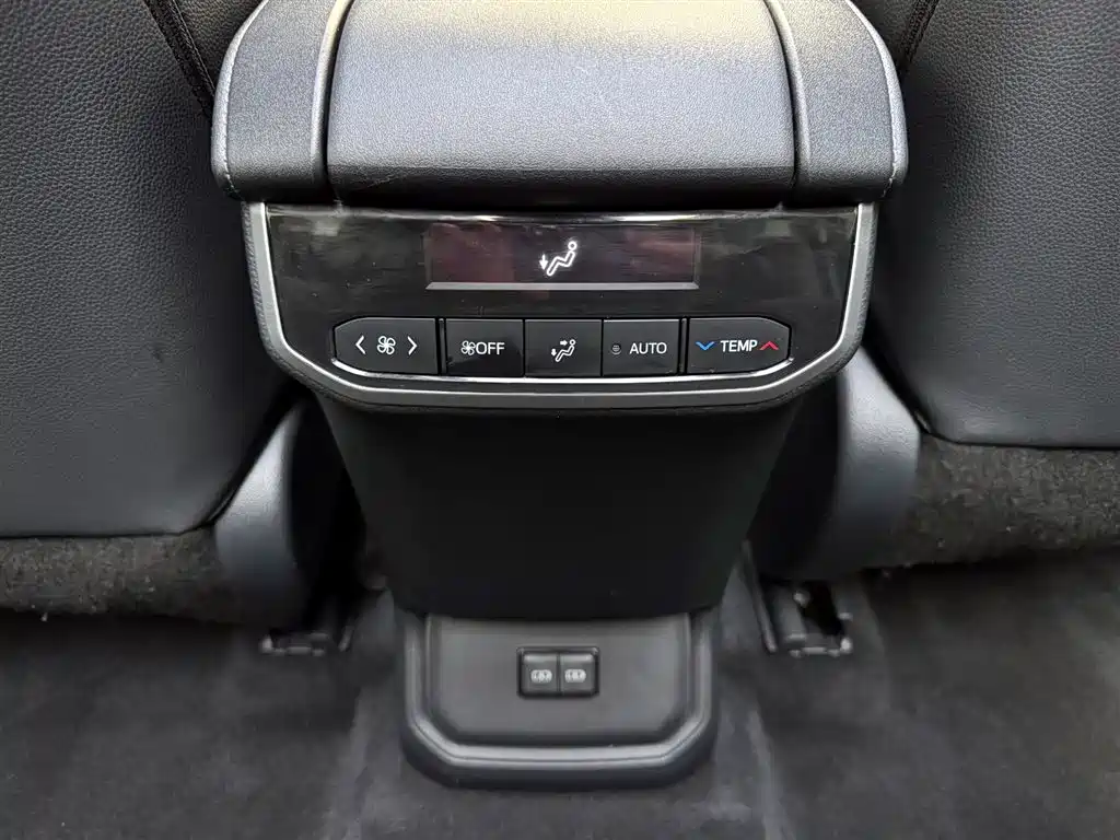 Highlander 2022 380T four-wheel drive luxury version 7 seats купить на сайте DeffCars