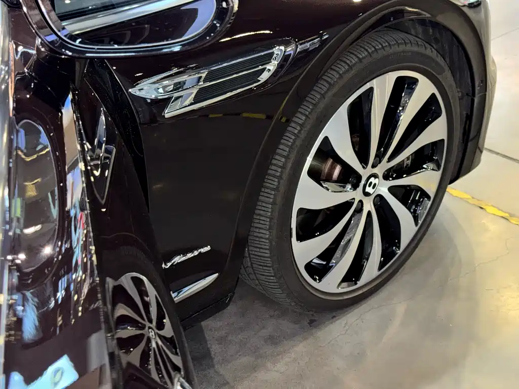 Flying Spur 2023 4.0T V8 Yadu Edition купить на сайте DeffCars