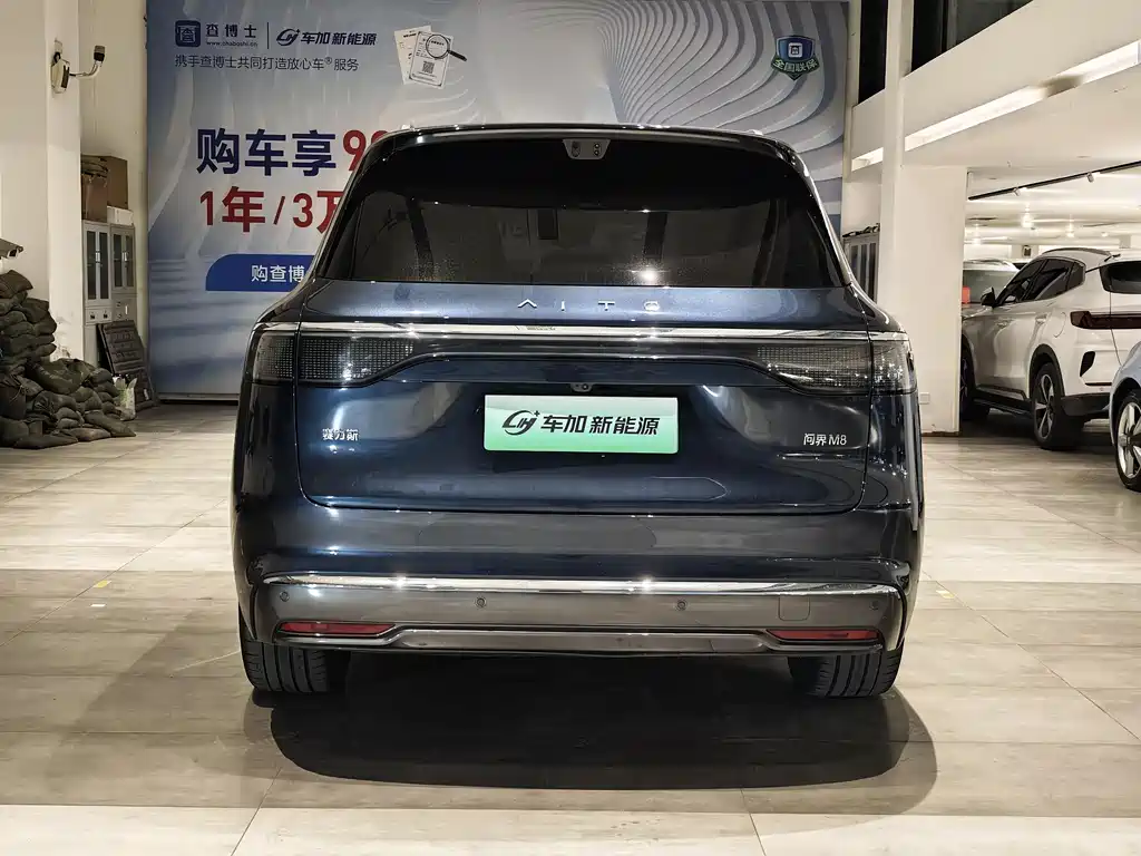 Wenjie M8 2025 extended range Max+ version 53.4kWh 5-seat version 192-line lidar) купить на сайте DeffCars