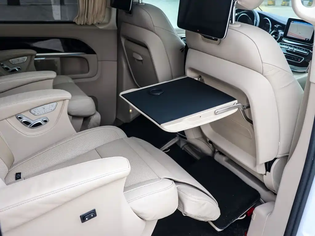 Mercedes-Benz V-Class 2016 V 260 Premium Edition купить на сайте DeffCars