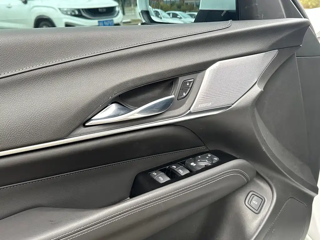 Cadillac CT4 2021 28T luxury model купить на сайте DeffCars