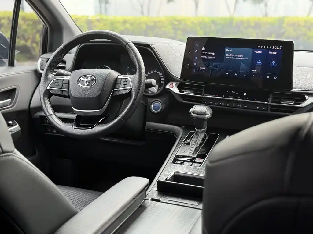 SIENNA 2023 2.5L Hybrid Premium Edition купить на сайте DeffCars