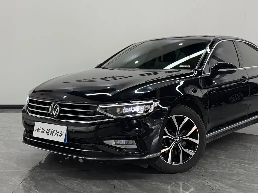 Magotan 2020 330TSI DSG leading model купить на сайте DeffCars