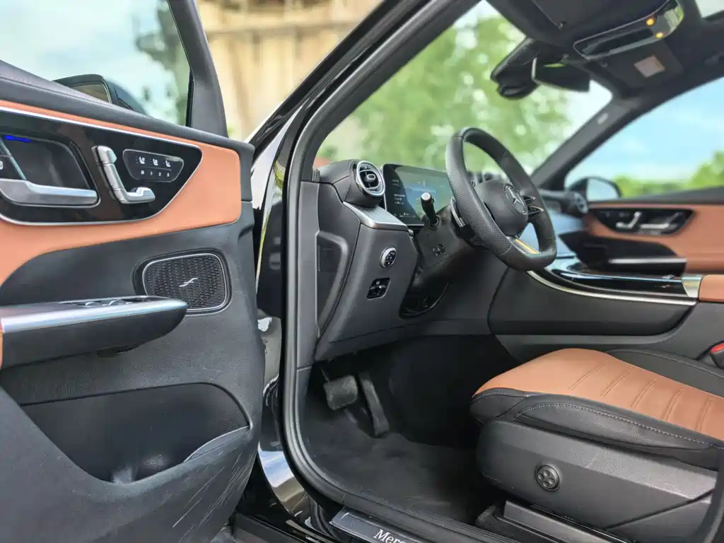 Mercedes-Benz GLC 2023 facelift GLC 300 L 4MATIC dynamic 7-seater купить на сайте DeffCars