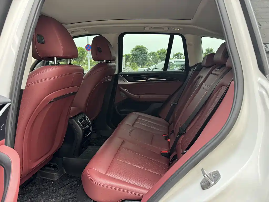 BMW iX3 2023 leading model купить на сайте DeffCars