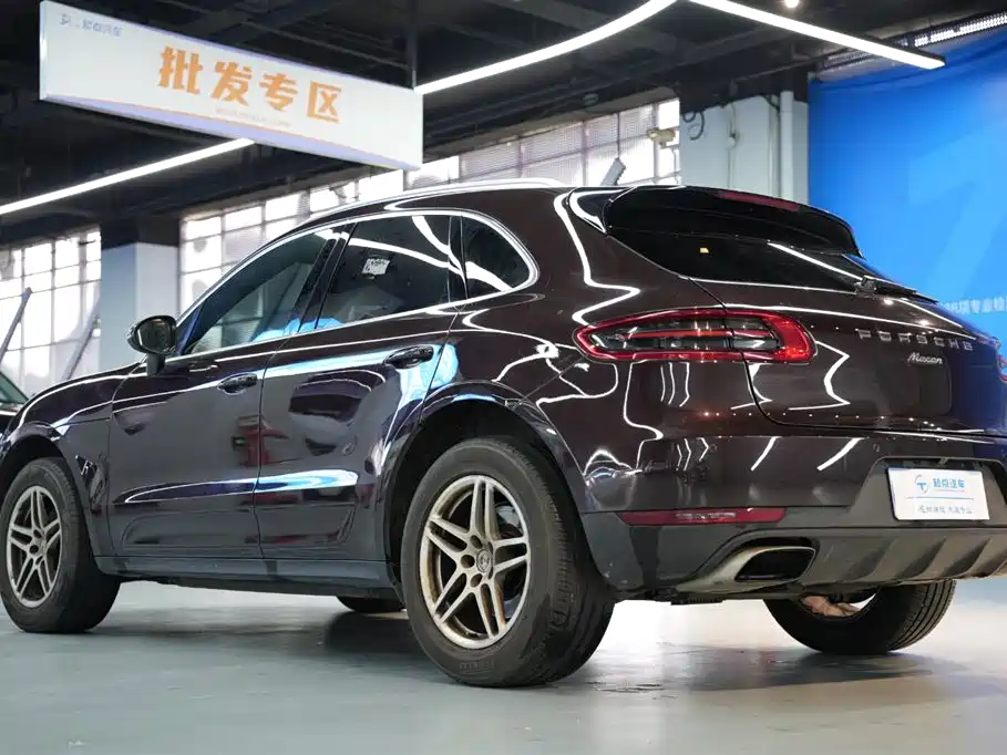 Macan 2017 Macan 2.0T купить на сайте DeffCars