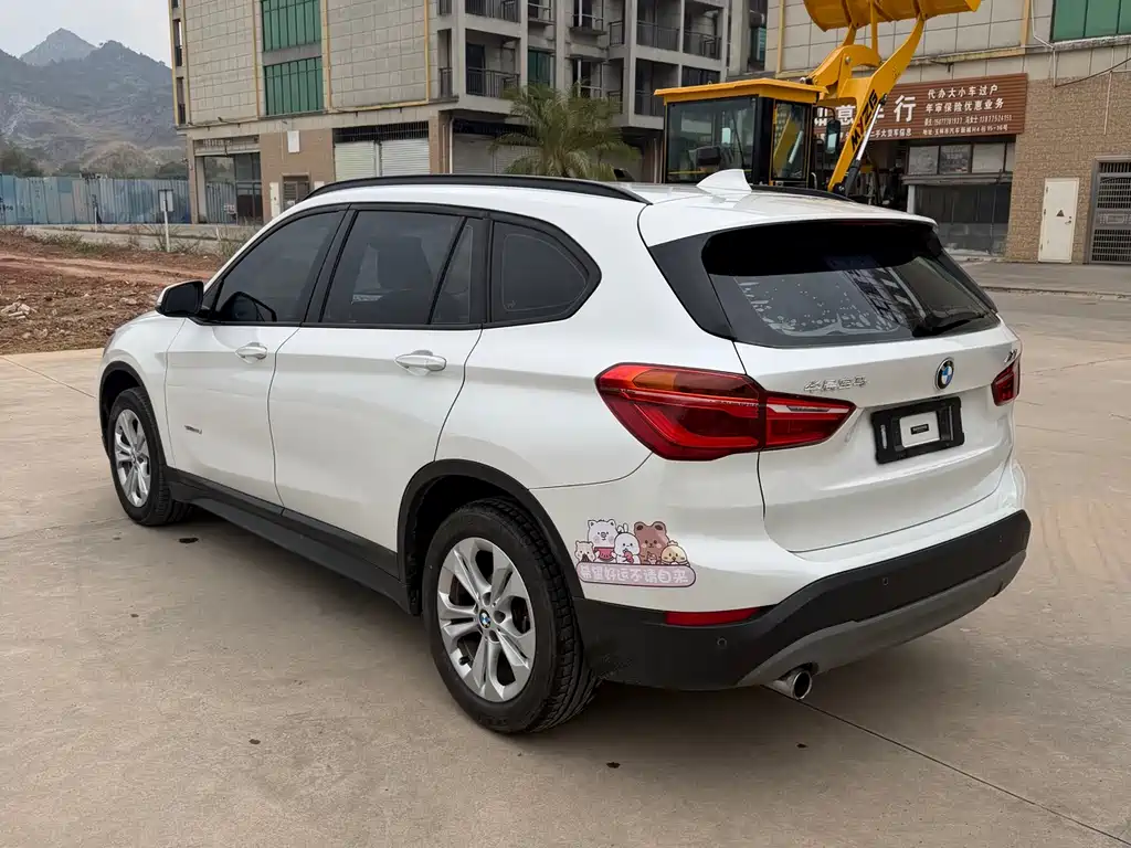 BMW X1 2016 sDrive18Li Exclusive Model купить на сайте DeffCars