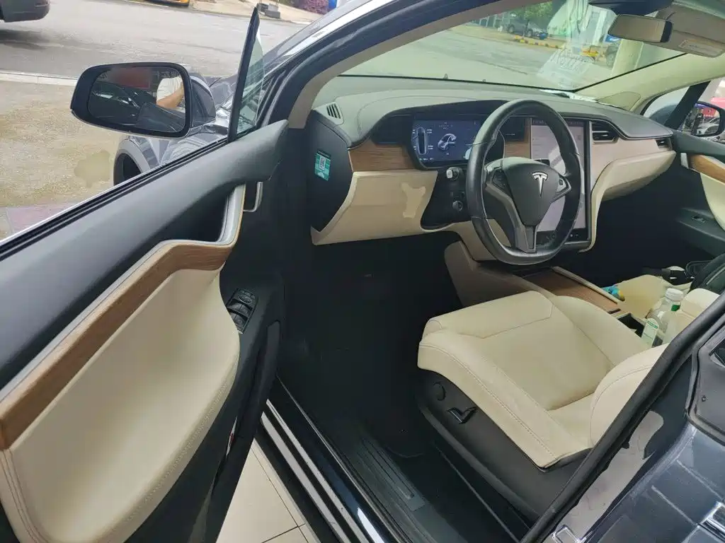 Model X 2016 Model X 75D купить на сайте DeffCars