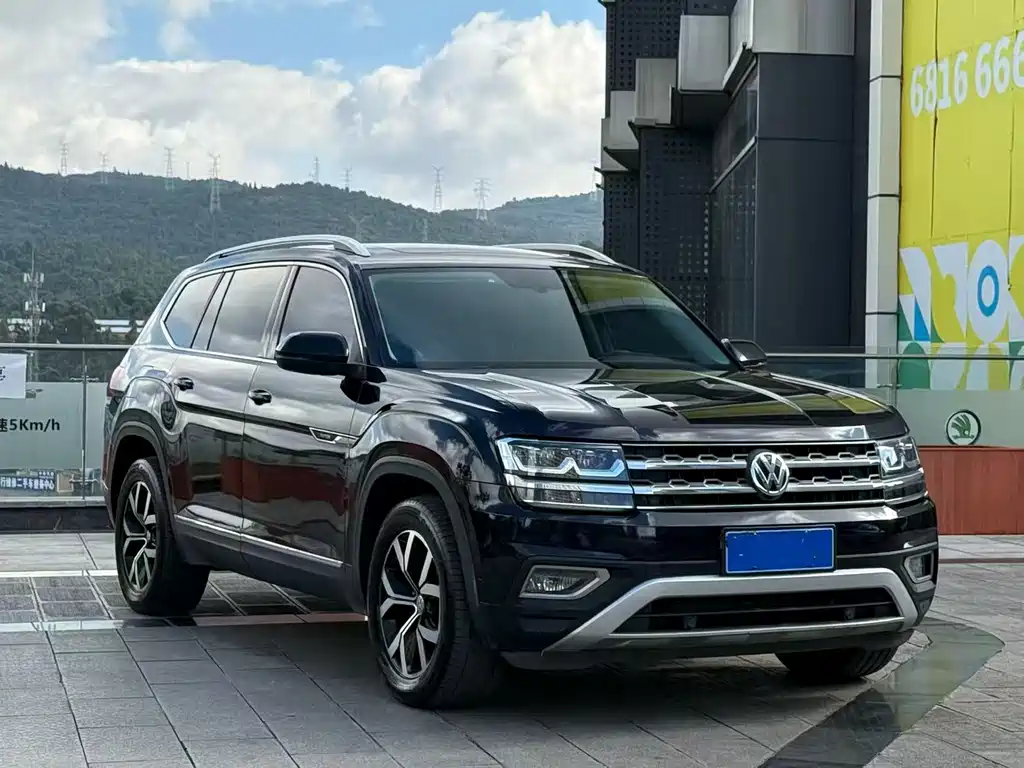 Touron 2019 380TSI four-wheel drive luxury version National VI купить на сайте DeffCars