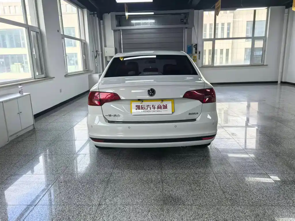 Bora 2019 Bora Legend 1.5L automatic fashion model National VI купить на сайте DeffCars