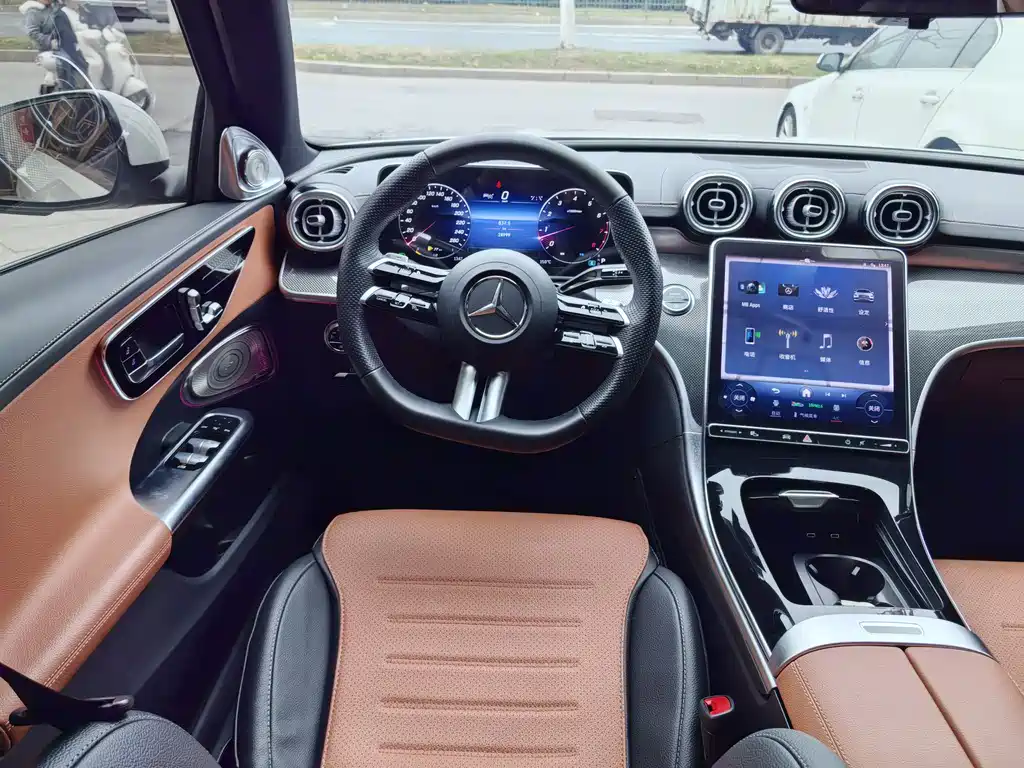 Mercedes-Benz C-Class 2023 facelift C 200 L sports version купить на сайте DeffCars