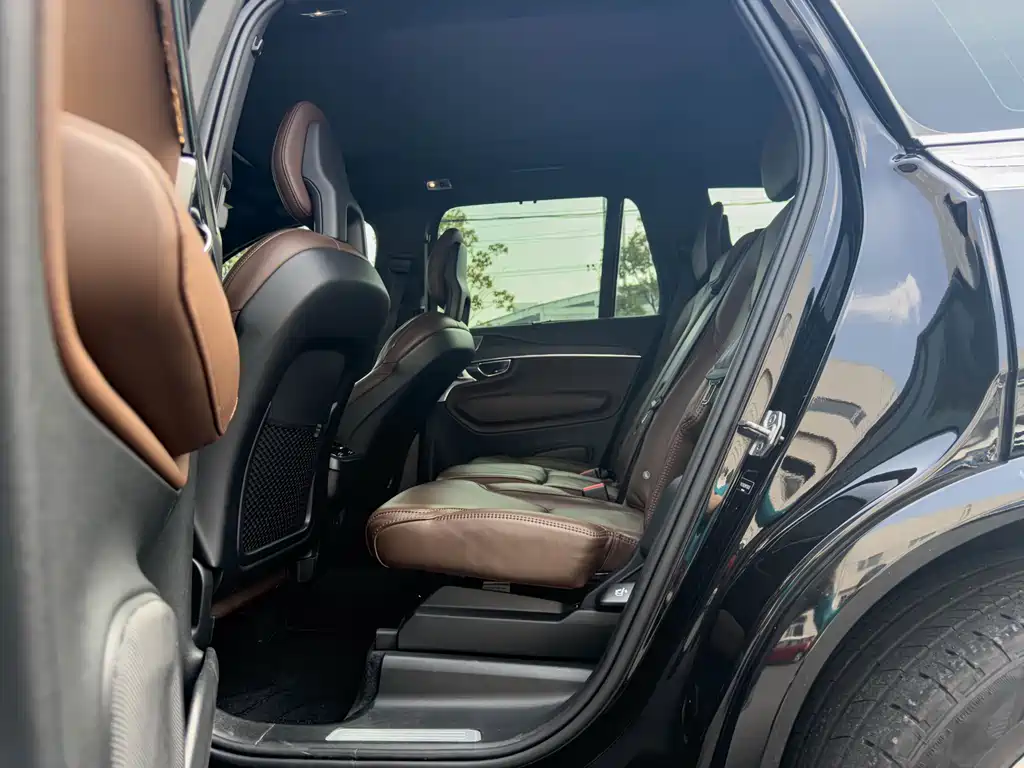 Volvo XC90 2021 B6 Zhiya Luxury Edition 7 seats купить на сайте DeffCars
