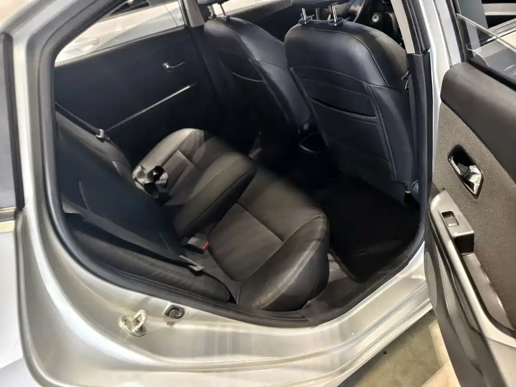 Kia K2 2012 Sedan 1.4L AT GLS Commemorative Edition купить на сайте DeffCars