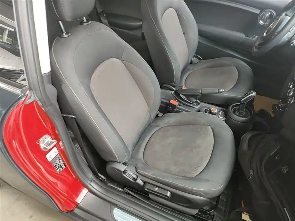 MINI 2021 1.5T ONE купить на сайте DeffCars