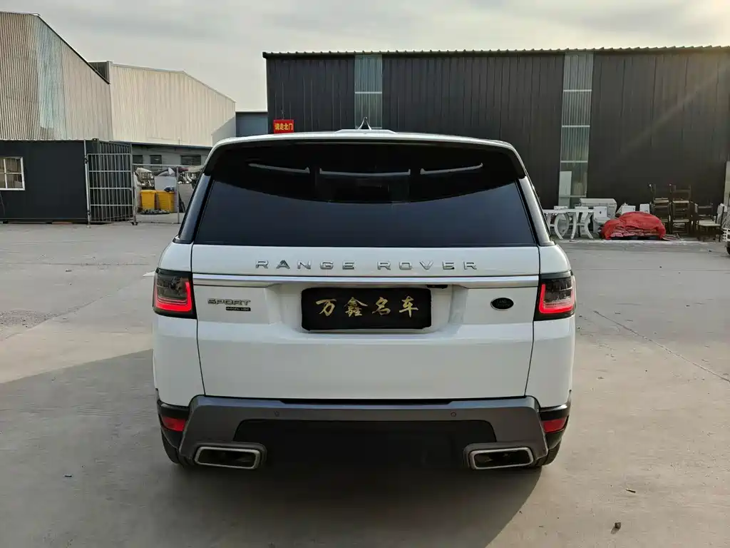Range Rover Sport New Energy 2018 P400e купить на сайте DeffCars