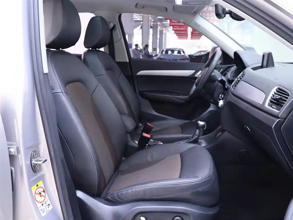 Audi Q3 2018 30th Anniversary Model 30 TFSI Fashion Model купить на сайте DeffCars
