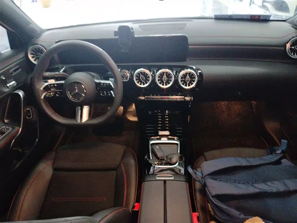 Mercedes-Benz A-Class 2025 A 200 L Fashion Model купить на сайте DeffCars