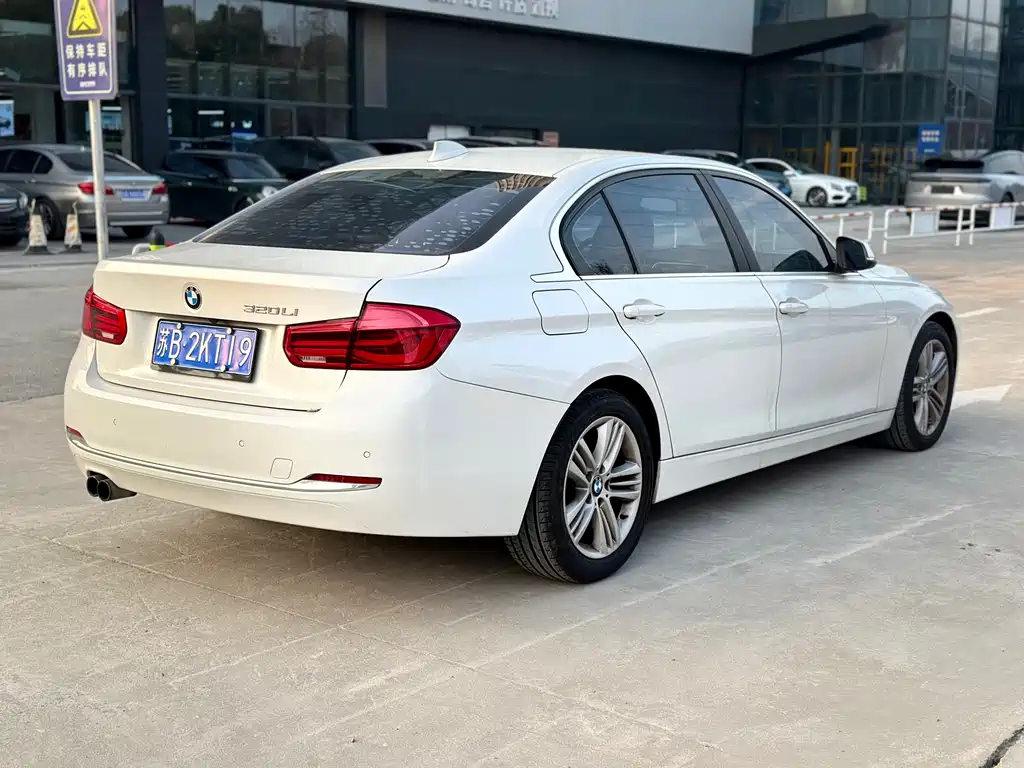 BMW 3 Series 2017 320Li Fashion Model купить на сайте DeffCars