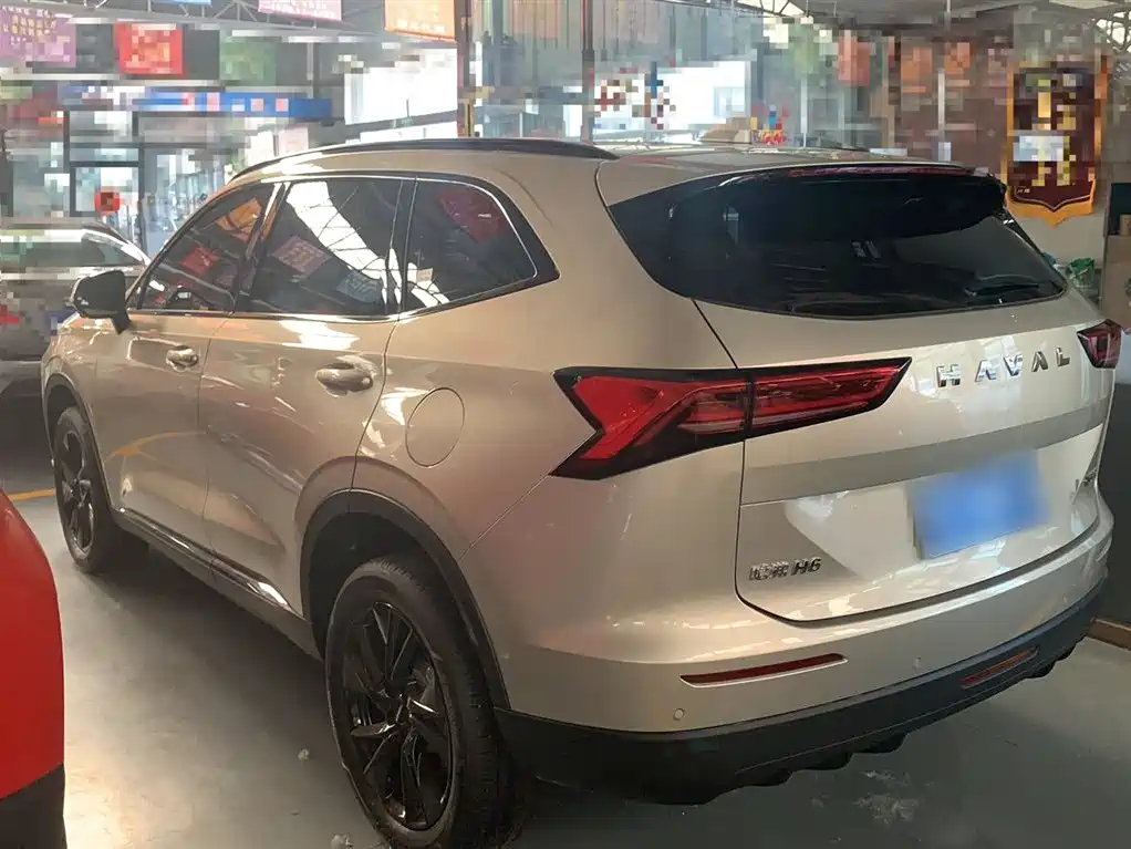 Haval H6 2024 1.5T two-wheel drive Ultra купить на сайте DeffCars