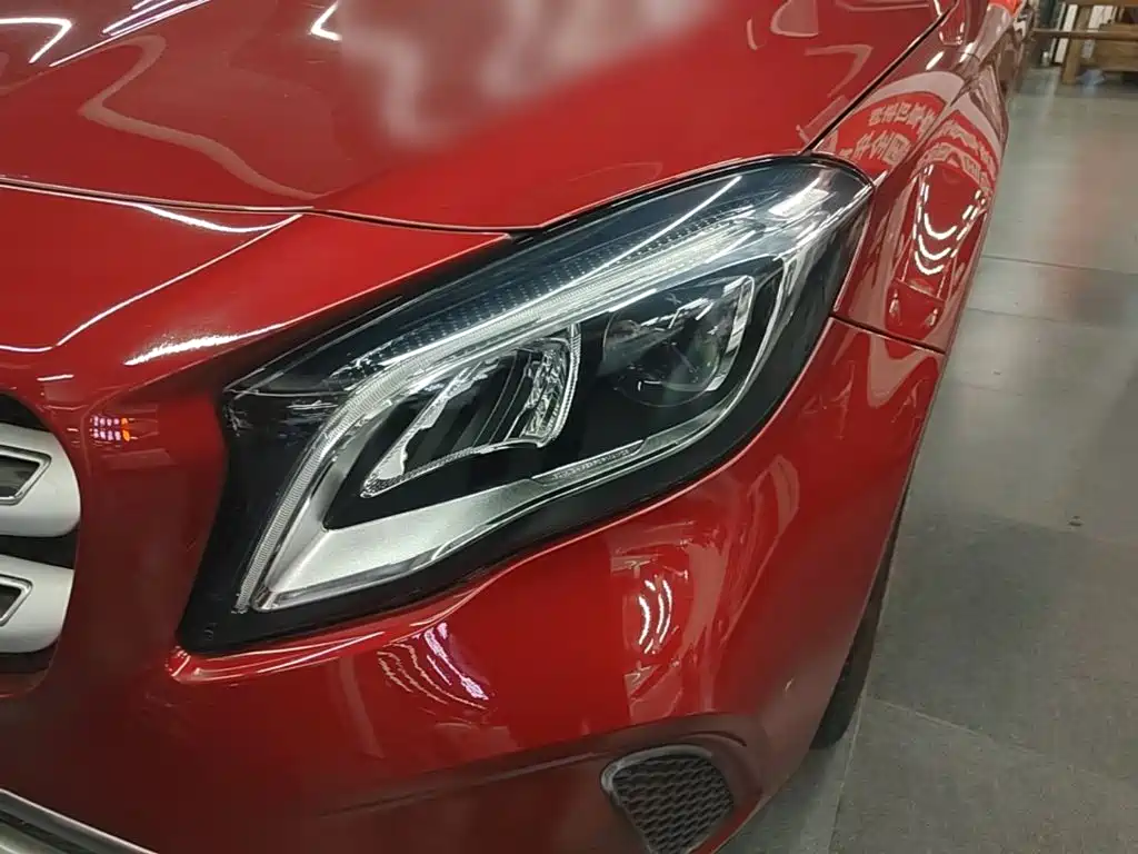 Mercedes-Benz GLA 2018 GLA 200 Fashion Model купить на сайте DeffCars