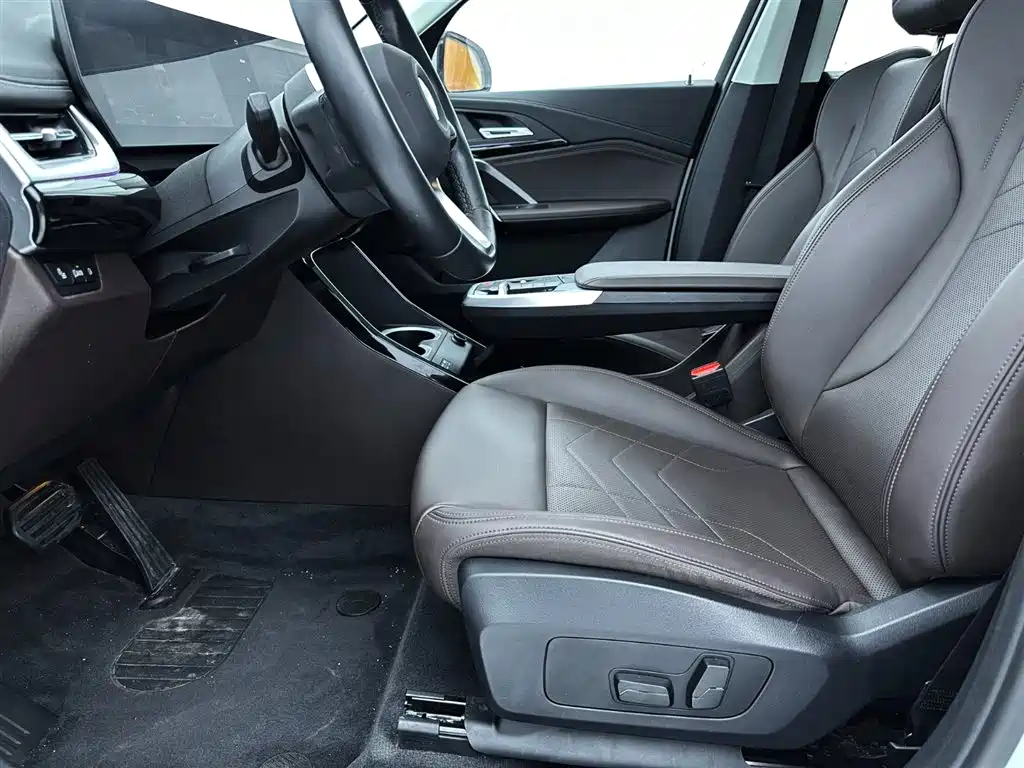 BMW X1 2023 sDrive20Li X Design Package купить на сайте DeffCars