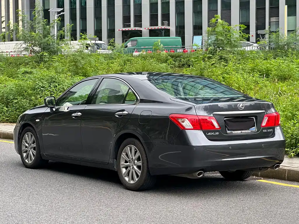 Lexus ES 2006 350 Deluxe Edition купить на сайте DeffCars