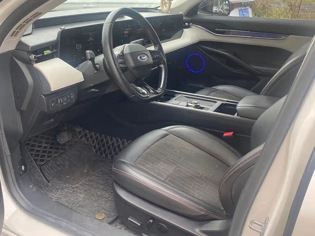 Mondeo 2022款 EcoBoost 245 豪华型 купить на сайте DeffCars