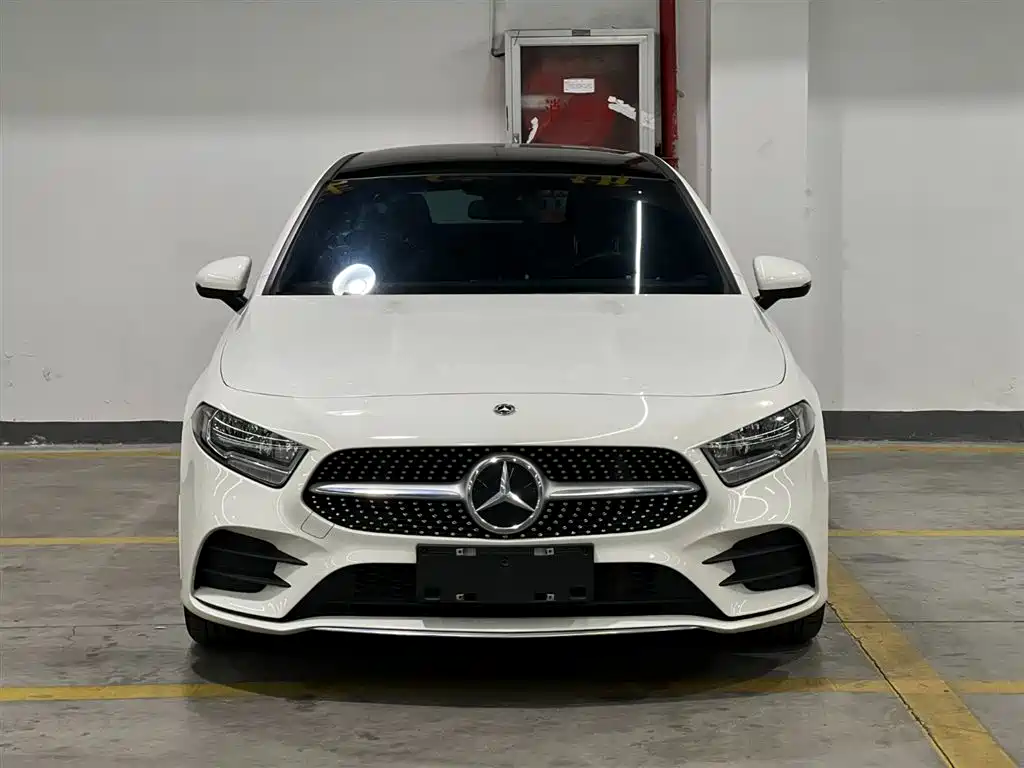 Mercedes-Benz A-Class 2022 facelift A 180 L sports sedan купить на сайте DeffCars