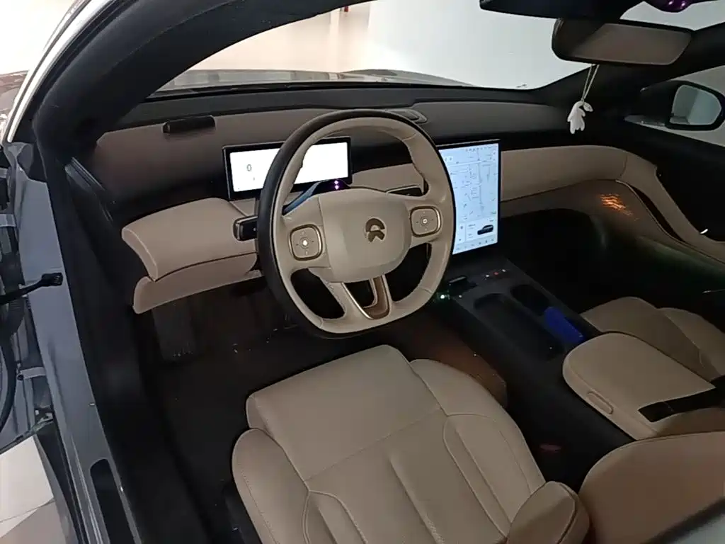 NIO ET5T 2024 model 75kWh Touring купить на сайте DeffCars