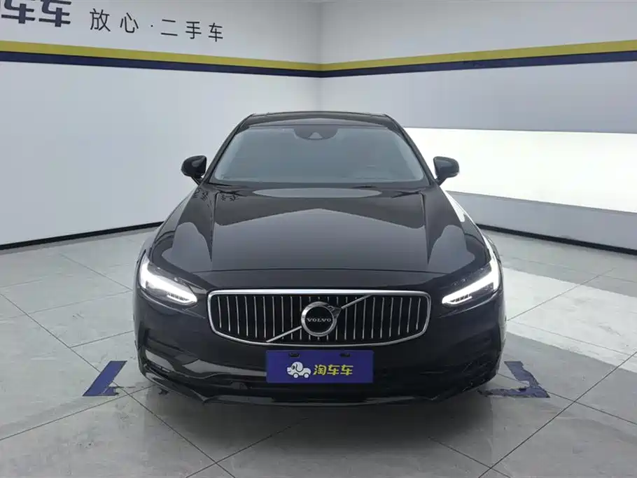 Volvo S90 2018 T4 Zhiyuan Edition купить на сайте DeffCars
