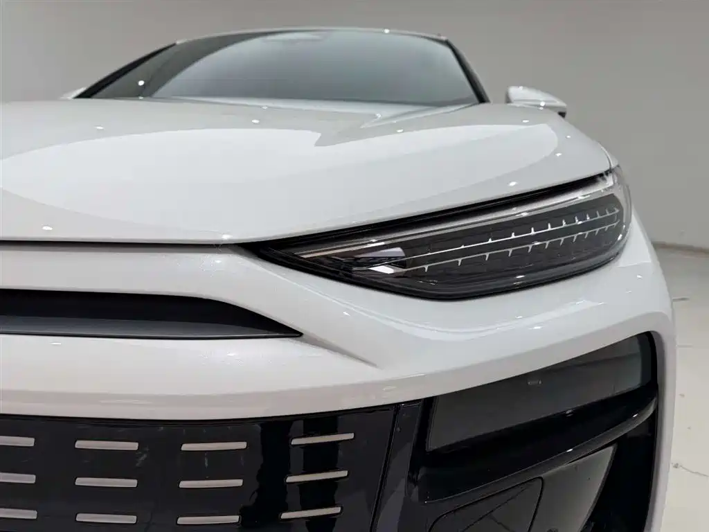 Audi Q6L e-tron 2026 super long range version купить на сайте DeffCars