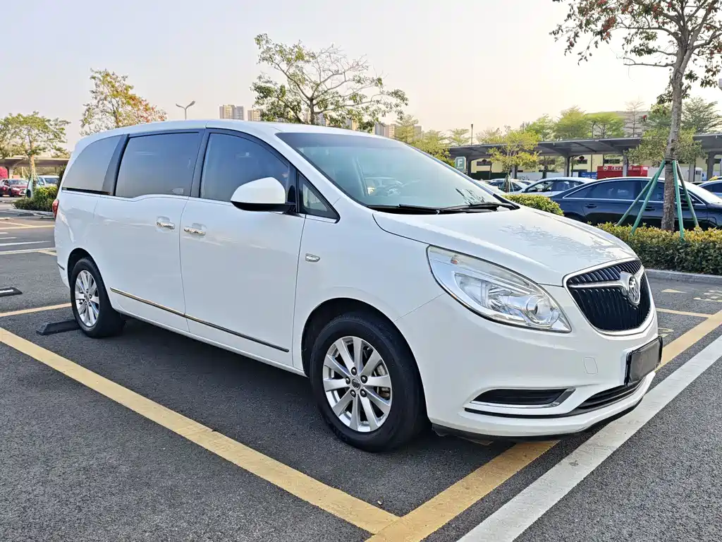 Buick GL8 2017 25S Premium Type National V купить на сайте DeffCars