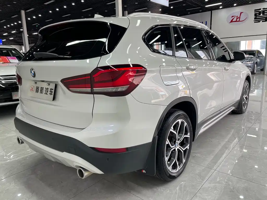 BMW X1 2022 sDrive20Li Fashion Model купить на сайте DeffCars