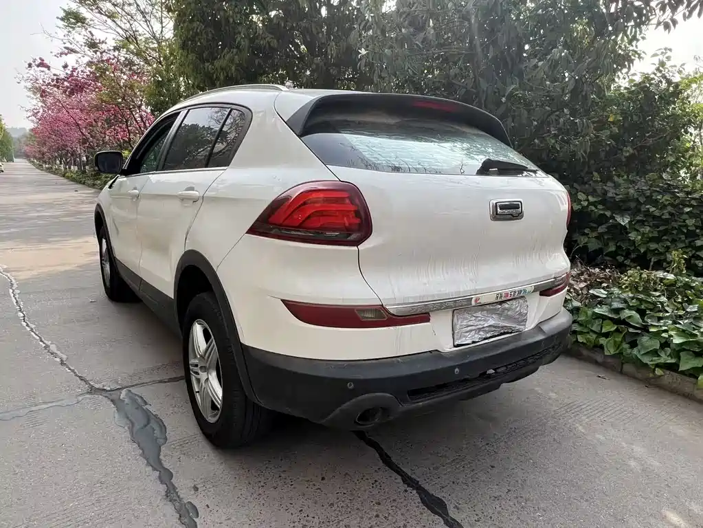 Qoros 5 2018 facelift 1.6T automatic leading model купить на сайте DeffCars