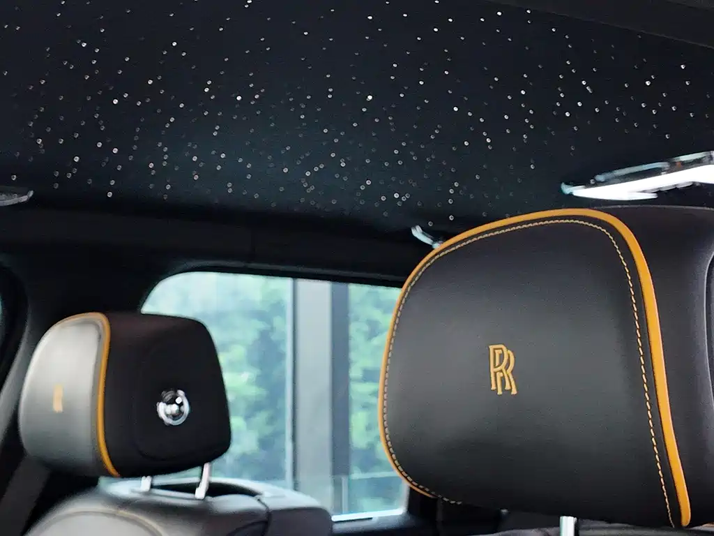 Cullinan 2020 Black Badge купить на сайте DeffCars