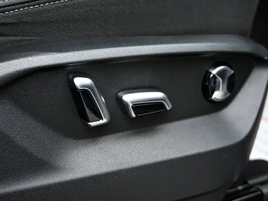 Lanxun 2023 380TSI four-wheel drive R-Line cruise version купить на сайте DeffCars