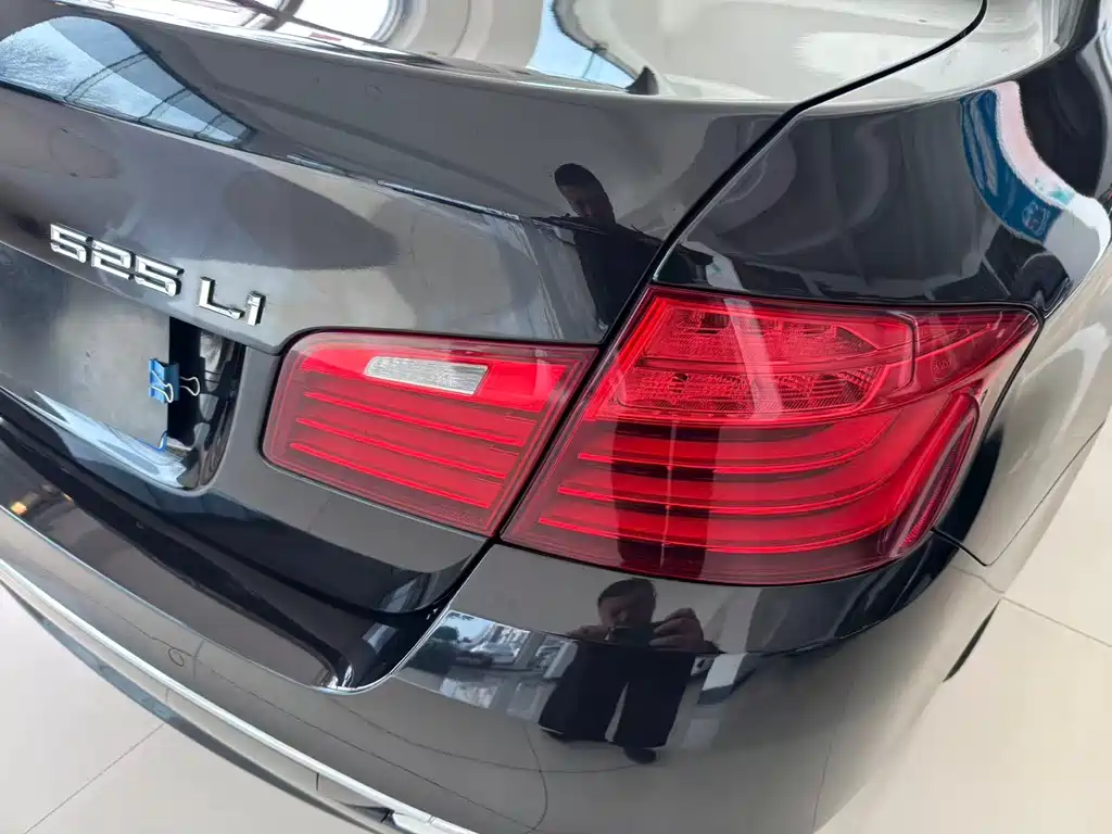 BMW 5 Series 2014 525Li Luxury Design Package купить на сайте DeffCars