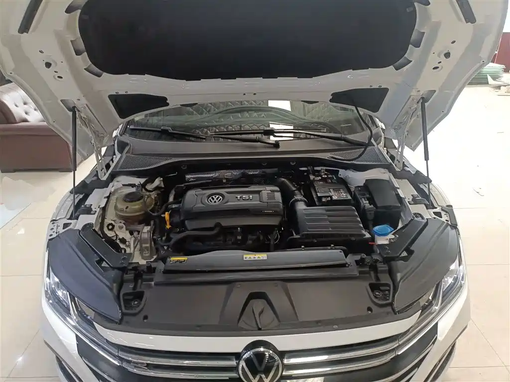 FAW-Volkswagen CC 2021 380TSI eye-catching version купить на сайте DeffCars
