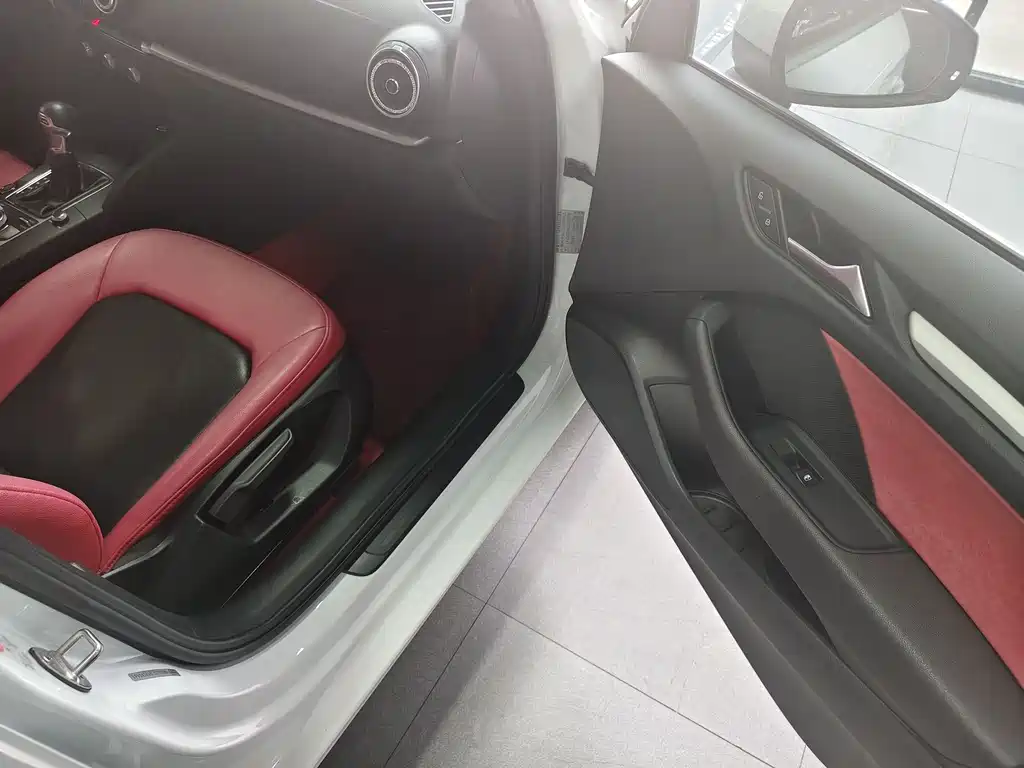 Audi A3 2020 Limousine 35 TFSI Enterprising National VI купить на сайте DeffCars