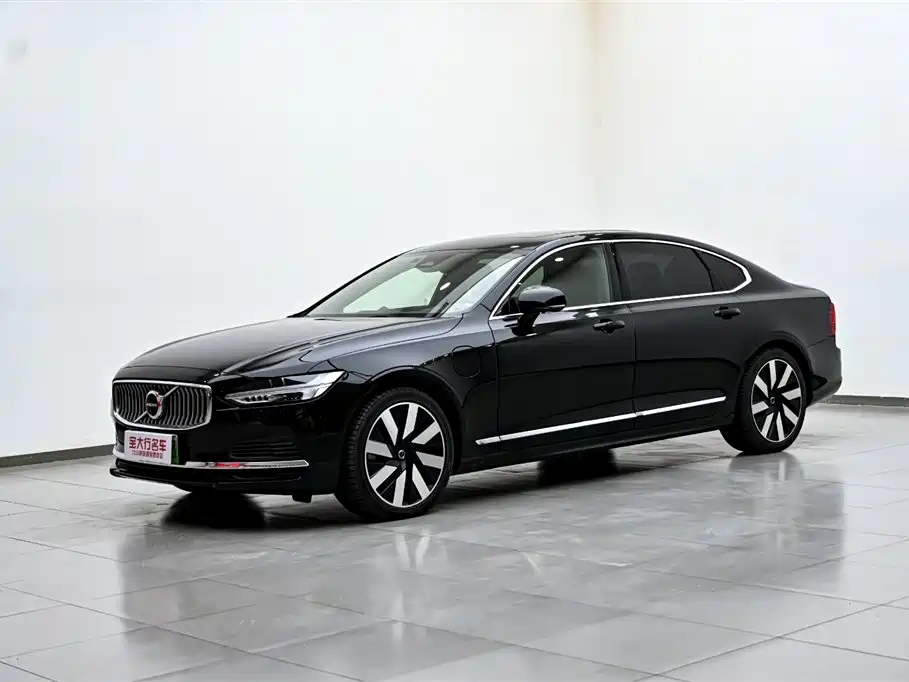 Volvo S90 plug-in hybrid 2025 plug-in hybrid four-wheel drive long range Zhiya luxury version купить на сайте DeffCars